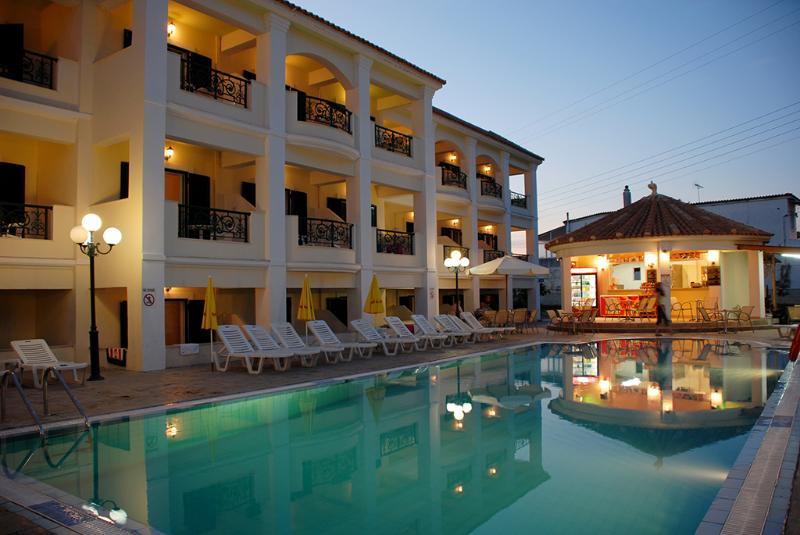 Afrodite Hotel Лаганас Екстериор снимка