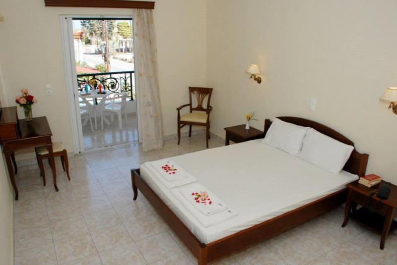 Afrodite Hotel Лаганас Екстериор снимка